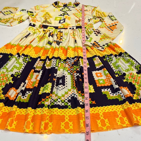 Vintage Handmade 1960s 1970s Geometric Print Long Sleeve Empire Dress - Picture 9 of 9